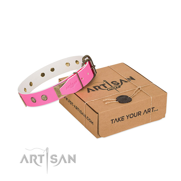 Corrosion resispinkt D-ring on dog collar for comfortable wearing